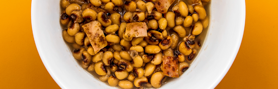 bowl of black-eyed peas.